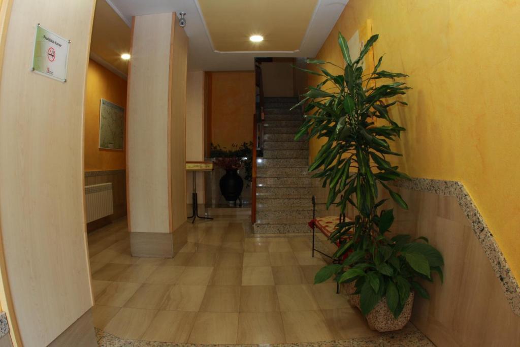 Hostal Torres San Leonardo de Yagüe Eksteriør billede