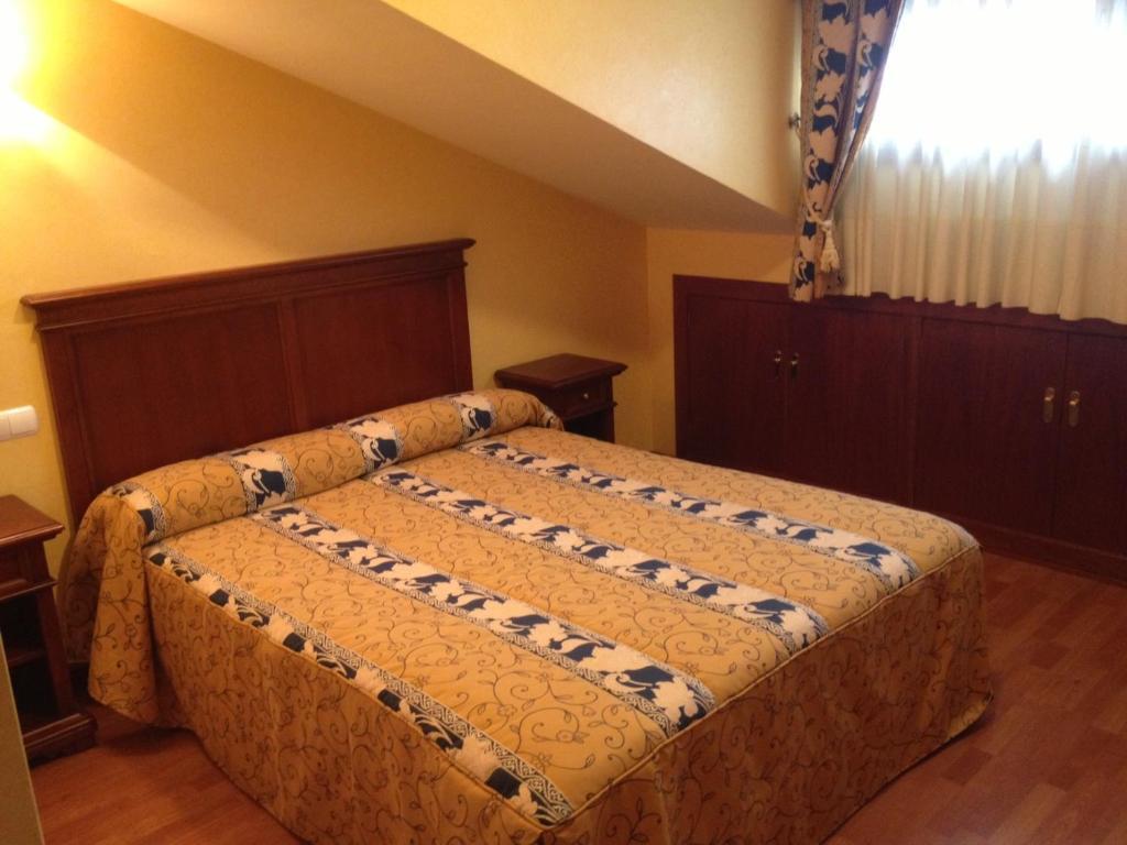 Hostal Torres San Leonardo de Yagüe Værelse billede